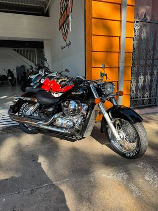 HONDA SHADOW 750 